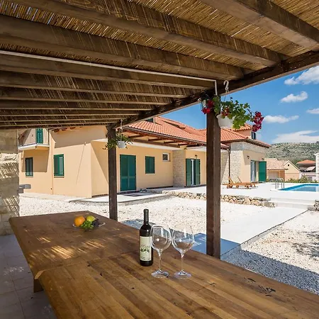 Villa Mia